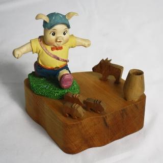 【荒木藝品雕刻】皮皮豬memo架、名片架