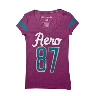 【現貨Aeropostale】AERO87足球風V領短袖(紫紅色)