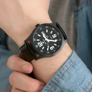 【玖飾時尚】大數字SEIKO機芯真皮腕錶(手錶)