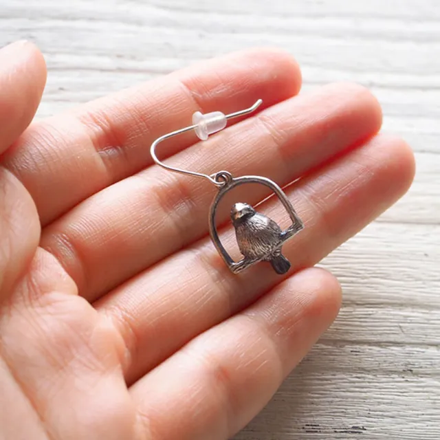 【Marship】日本銀飾品牌 鞦韆上的文鳥耳環 925純銀 古董銀款 針式耳環(耳環)