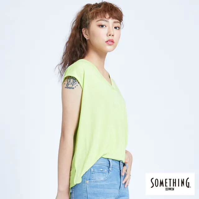 【SOMETHING】女裝 清新V領休閒T恤(嫩綠色)