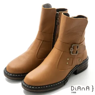 【DIANA】4.5cm 質感牛皮鉚釘皮帶環踝釦飾工程靴-率性自我(棕)