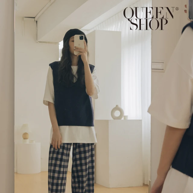 【Queen shop】基本V領不收邊針織背心 四色售 現+預 01012831