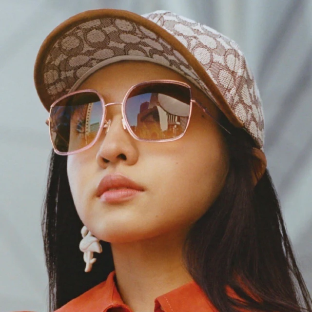 COACH【COACH】木村光希廣告款 時尚太陽眼鏡 簡約單鑽設計 HC7139BD 940113 奶茶金框漸層鏡片 公司貨