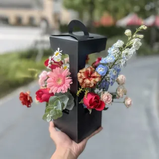 【Flower Plus】紅袖添香  直立式鮮花禮盒(鮮花)