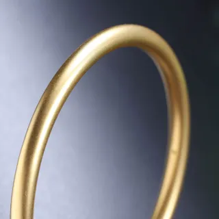 艾帝亞珠寶24K寬版圓骨黃金鐲