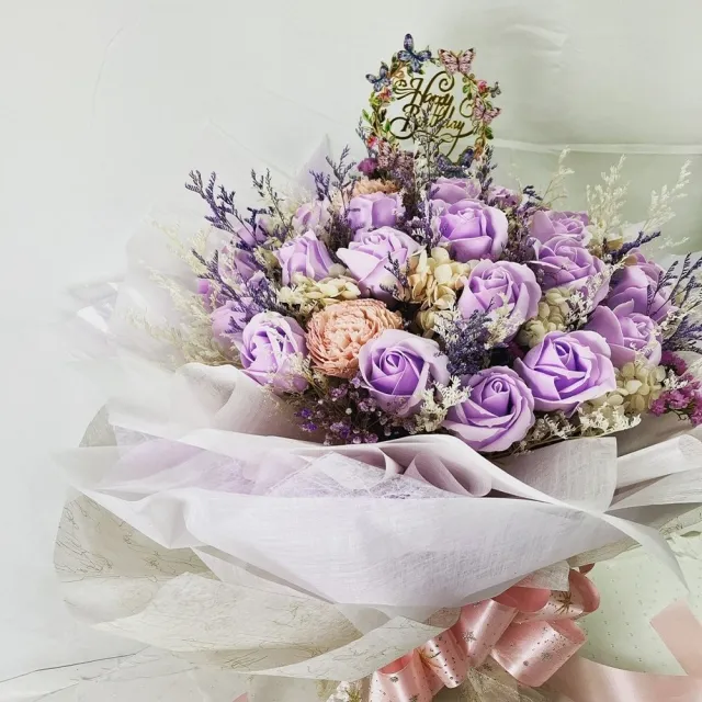 The Flower嬪嬪花藝坊 25朵浪漫紫玫瑰香皂花花束 買花送花 乾燥花花禮 全台宅配 Momo購物網 雙11優惠推薦 22年11月