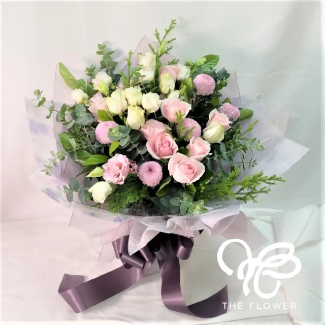 The Flower嬪嬪花藝坊 乒乓菊 玫瑰花花束 雙北專車專人配送 鮮花花禮 買花送花 Momo購物網 好評推薦 23年1月