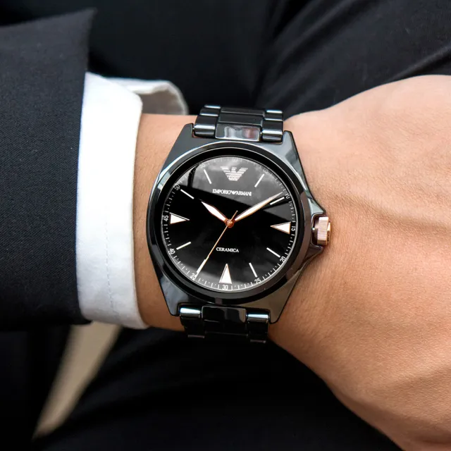 EMPORIO ARMANI 公司貨 亞曼尼 經典黑金陶瓷腕錶/黑金(AR70003)