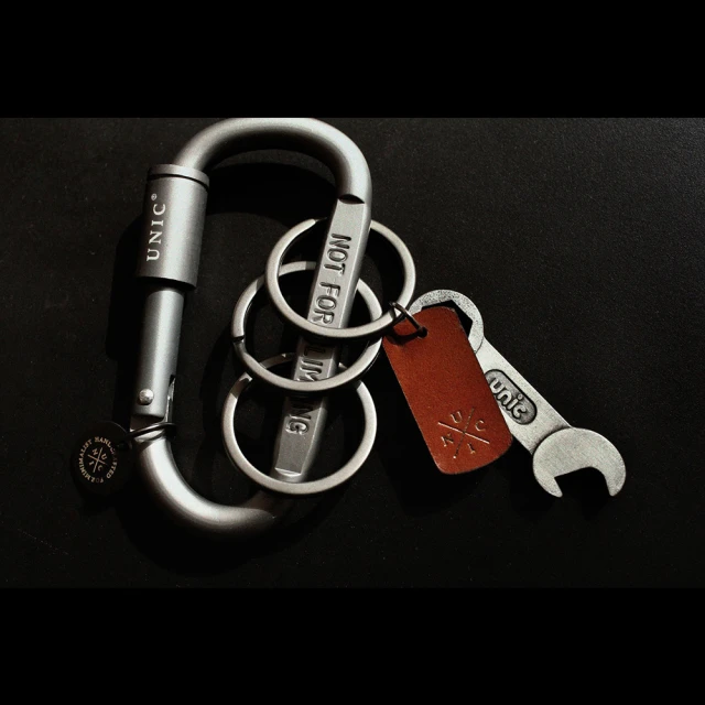 UNICUNIC UNIC鋁合金扣環鑰匙圈 / 皮革開瓶器鑰匙圈(輕量化的硬質鋁合金扣環)