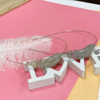 【卡樂熊】氣質珍珠羽毛水鑽造型髮箍(水鑽細髮箍)
