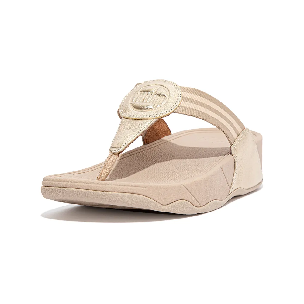 【FitFlop】WALKSTAR TOE-POST SANDALS經典復刻LOGO夾腳涼鞋-女(金箔色)