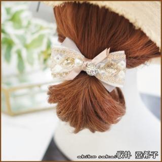 【Akiko Sakai】華麗蕾絲花紋刺繡珍珠水鑽彈簧夾(生日 送禮 禮物)
