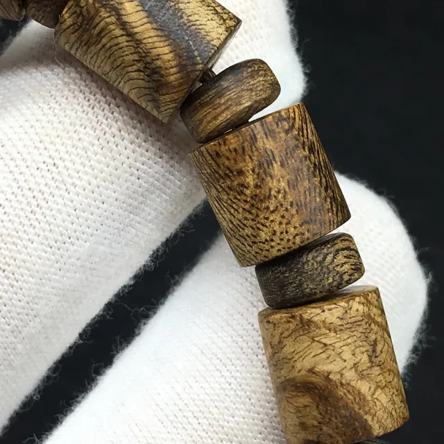 【桃花源創意工坊】柬埔寨菩薩棋奇楠沉隨形老料沉香手鍊(手鍊)
