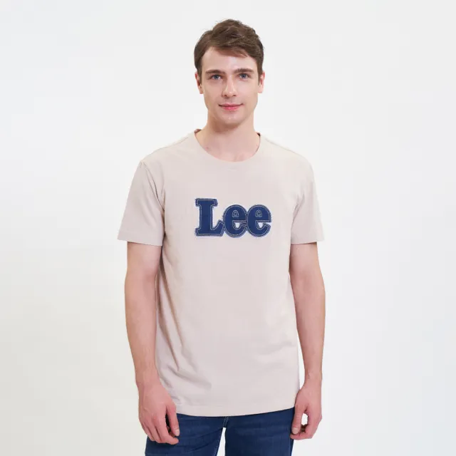 【Lee】出清品-男裝 短袖T恤 / 牛仔貼布 縫線大LOGO 共2色 標準版型(LL22022597W / LL220225K11)