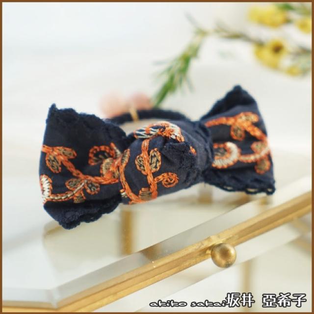 【Akiko Sakai】民族風花朵刺繡打結蝴蝶結髮圈(生日 送禮 禮物)
