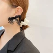 【BBHONEY】韓國設計 魅力黑蕾絲蝴蝶結耳環(網美必備款)
