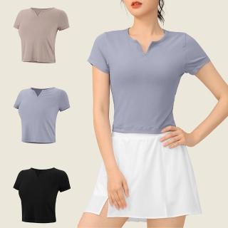 【VFU】短袖V領上衣 瑜珈服 顯瘦親膚高質感 修身版型 高彈輕薄透氣(有氧運動 健身 重量訓練 登山 跑步 T恤)