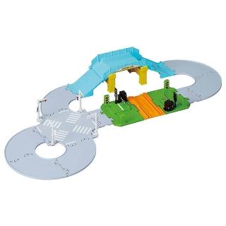 【TOMICA】交通世界 新城鎮 陸橋平交道組 可接Plarail(小汽車 場景)