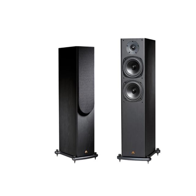 Castle 蓋世特 KNIGHT4 無刷馬達專為 RC 模型車、飛機和無人機設計,採用先進無刷技術,提供強勁扭力與高效能輸出。輕量化鋁合金外殼耐熱達 180°C,適合專業玩家與愛好者使用。相容多種 ESC 控制器,安裝簡單,提升 RC 模型速度與穩定性。Castle 品牌品質保證,長期耐用,是 RC 無刷馬達的首選,完美解決 RC 動力需求,讓您的 RC 模型盡顯極速風範。 Castle蓋世特 KNIGHT4