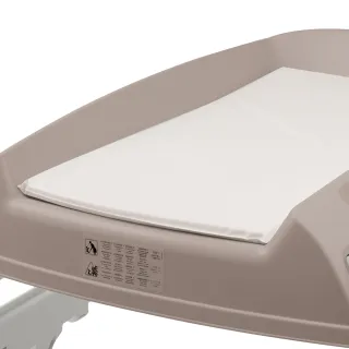 【OKBABY】攜帶式尿布墊 防水軟墊 寬大柔軟舒適防水墊(頭等艙摺疊架適用)