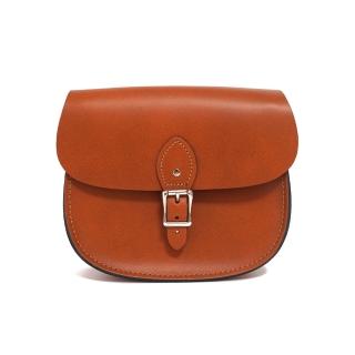 【The Leather Satchel Co.】英國手工牛皮馬鞍包 肩揹包 側肩包 手拿包(倫敦棕)