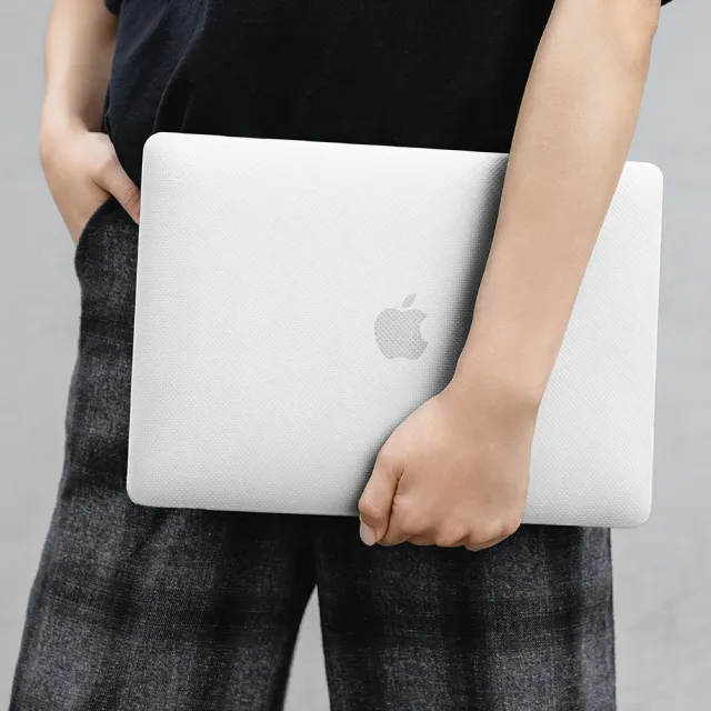 【SwitchEasy】MacBook Pro 13吋 Touch 刻紋電腦保護殼(支援M1/M2晶片 Pro 13吋)