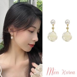 【MISS KOREA】韓國設計s925銀針優雅小山茶花珍珠造型耳環(S925銀針耳環 山茶花耳環 珍珠耳環)