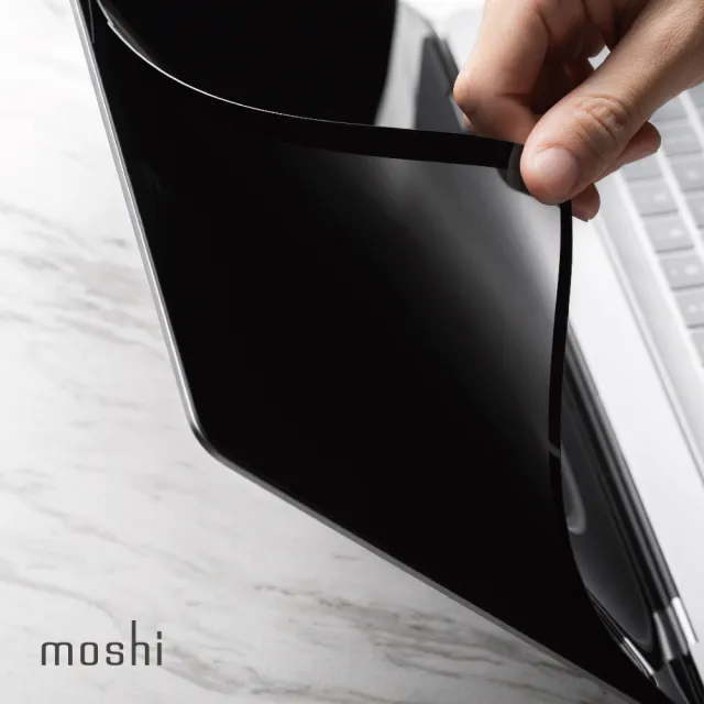 【moshi】MacBook Air M2 13.6 Umbra 防窺螢幕保護貼(防刮防指紋)