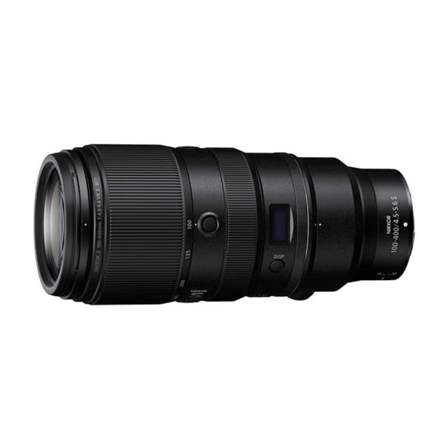  Nikon 尼康 Z 100-400mm f/4.5-5.6 VR S 是一款專業級望遠變焦鏡頭，提供出色的超望遠變焦功能，適用於 Nikon Z-Mount 全片幅無反相機。配備 VR 影像穩定系統，確保拍攝清晰穩定的遠距影像。公司貨正品，品質保證，適合野生動物、運動攝影等需求。 