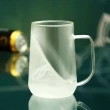 【KOTI 日安生活】內含冷凍液把手雙層玻璃杯冰凍杯(480ml啤酒杯咖啡杯保冷杯製冷杯單耳有柄耐熱耐冷)