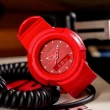 【CASIO 卡西歐】G-SHOCK 經典復刻雙顯腕錶/烈焰紅(AW-500E-1E)