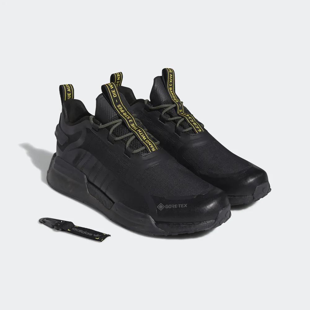 adidas 愛迪達】NMD V3 GORE-TEX 黑色男鞋(GX9472) - momo購物網- 好評 