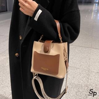 【Sp house】巧克力色系拼接圓扣寬背帶女士手提水桶包側肩包斜揹包(4色可選)