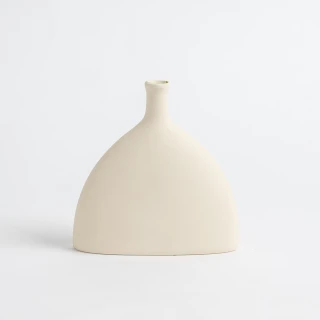 【hoi! 好好生活】北歐風手捏感素胚陶瓷花瓶-米窄口型 *此款不可裝水
