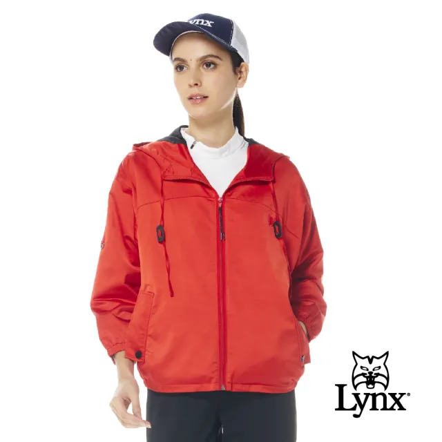 【Lynx Golf】首爾高桿風格！女款防潑水保暖織帶配布剪裁D型環設計拉鍊口袋長袖連帽外套(二色)