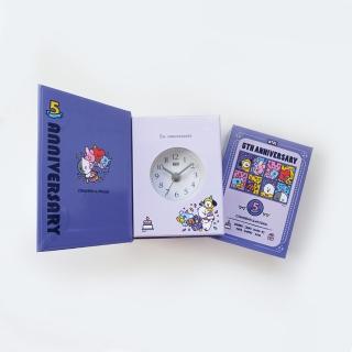 【CarryPlus】BT21書本桌鐘-五週年慶祝版 無鬧鐘功能(禮物首選特色療癒小物)