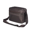 【AOKANA 奧卡納】俐落輕巧Layers系列側背包 盥洗包可插掛拉桿 側背包 6隔層設計(斜背包 YKK拉鍊)