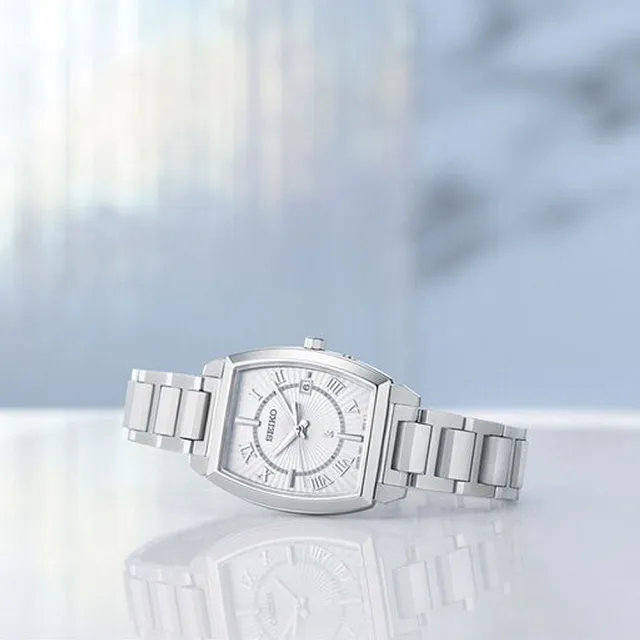 【SEIKO 精工】LUKIA 太陽能電波鈦金屬腕錶-27.4mm 畢業 禮物(1B32-0AV0S/SSQW057J)