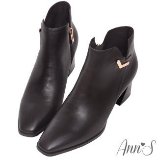 【Ann’S】姊就是時髦-顯瘦側V口羊皮真皮梯形方頭短靴7cm(黑)