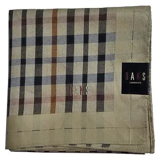 【DAKS】經典格紋刺繡帕領巾(駝色)