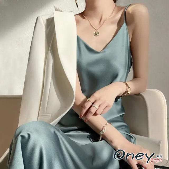 【ONEY 歐妮】★輕奢優雅絲緞面吊帶連身裙(春夏/吊帶裙/連身長裙/絲緞面料)