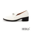 【HERLS】樂福鞋-率性馬銜釦方頭粗跟樂福鞋(白色)