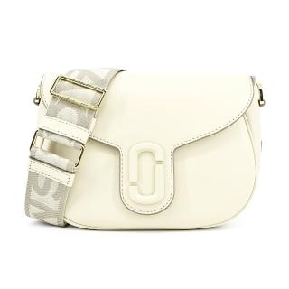 【MARC JACOBS 馬克賈伯】THE J MARC SADDLE 牛皮磁扣翻蓋斜背馬鞍包(白)