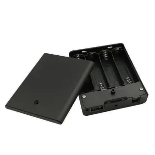 【Ainmax 艾買氏】USB電池盒 4顆3號 電池盒附蓋 6V 電池盒 4節(不含電池和USB線材)