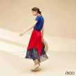 【iROO】拚色百褶時尚長裙