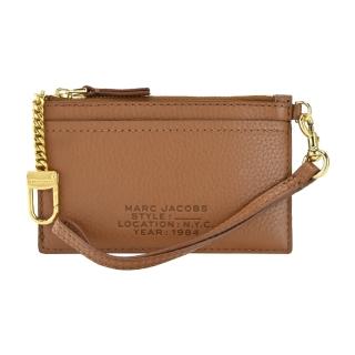 【MARC JACOBS 馬克賈伯】THE LEATHER ZIP壓印LOGO拉鍊鑰匙圈卡片夾/零錢包(棕)