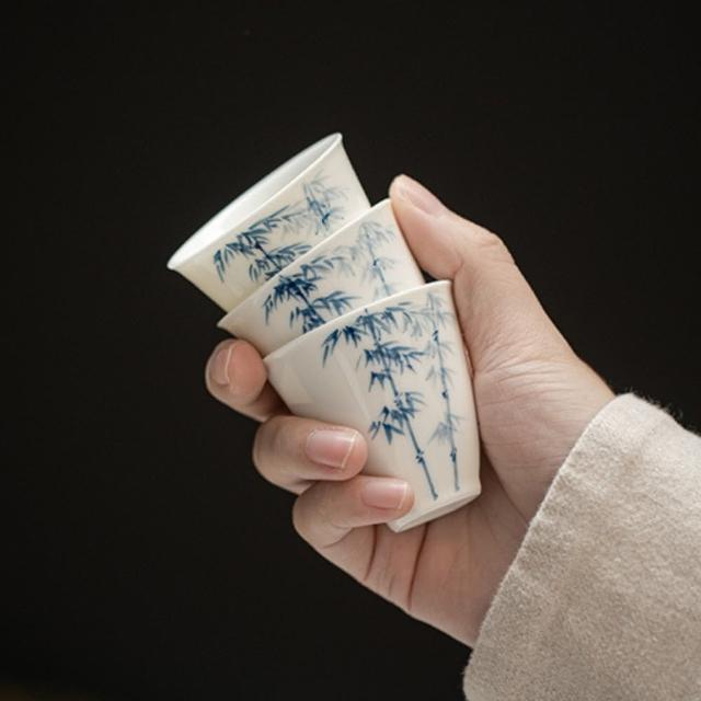 【傳真雅器】羊脂白玉 手繪青竹品茗杯35ml一組兩入(茶具 茶道具 品茗杯 茶杯 咖啡杯 喝茶杯 公道杯)