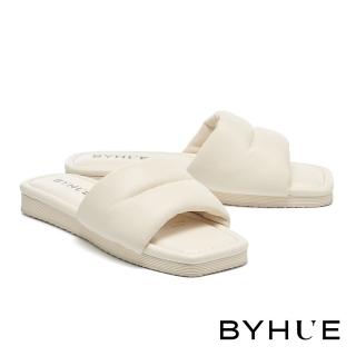 【BYHUE】隨興慵懶澎軟寬帶羊皮軟芯厚底拖鞋(米白)