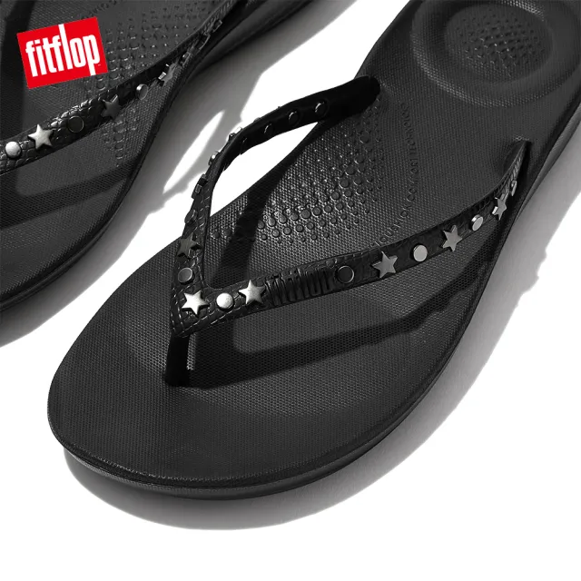 【FitFlop】IQUSHION STAR-STUD ERGONOMIC FLIP-FLOPS 輕量人體工學夾腳涼鞋-女(靓黑色)